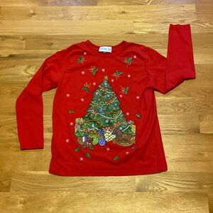 🎄BUY ONE GET ONE FREE Christmas Tree Women's Red Graphic T-Shirt Size medium